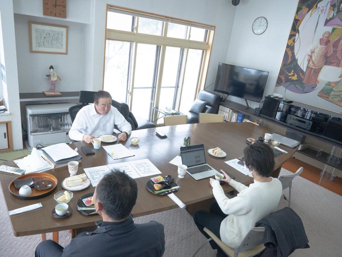 Maison d'hôtes みんなの実家門脇家 Akita